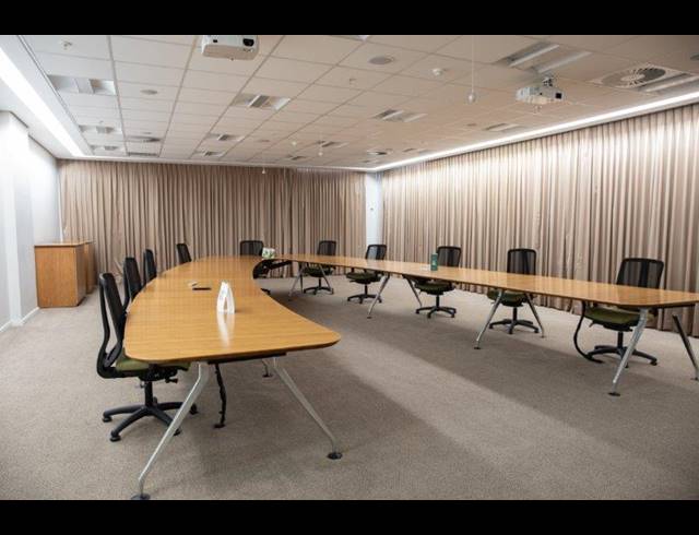 22,824M² BUILDING FOR SALE IN CONSTANTIA KLOOF
